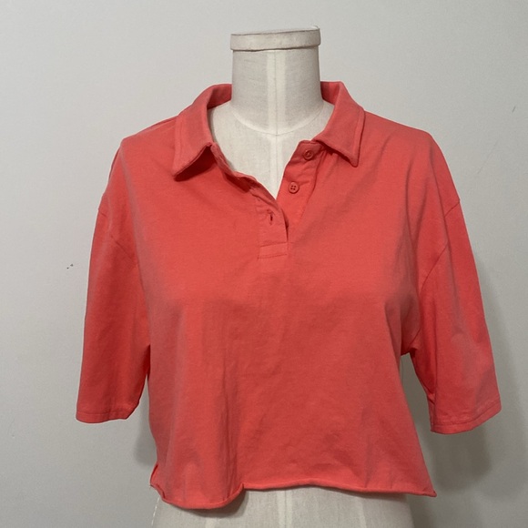 NWT Urban Rebel Cropped Collared Coral Oversized Polo Shirt Size Large - Picture 2 of 7